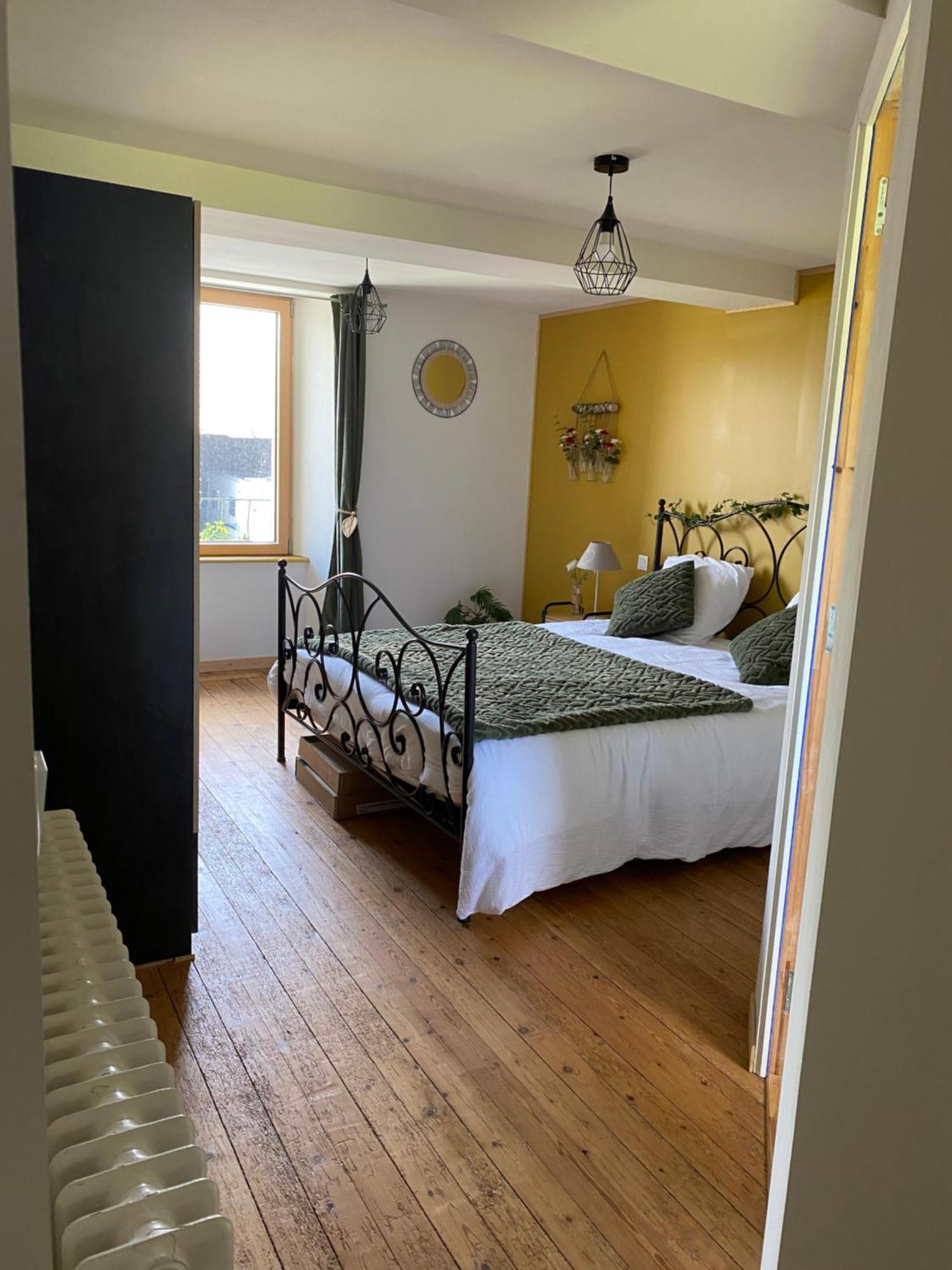 La Pautiere Bed & Breakfast Saint-Sauveur-Lendelin Exterior foto