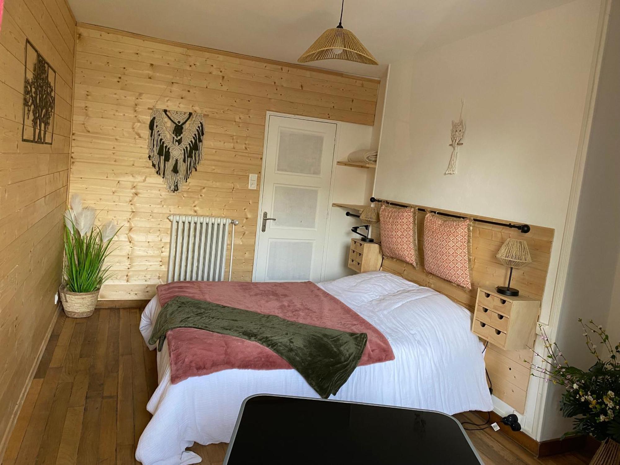 La Pautiere Bed & Breakfast Saint-Sauveur-Lendelin Exterior foto