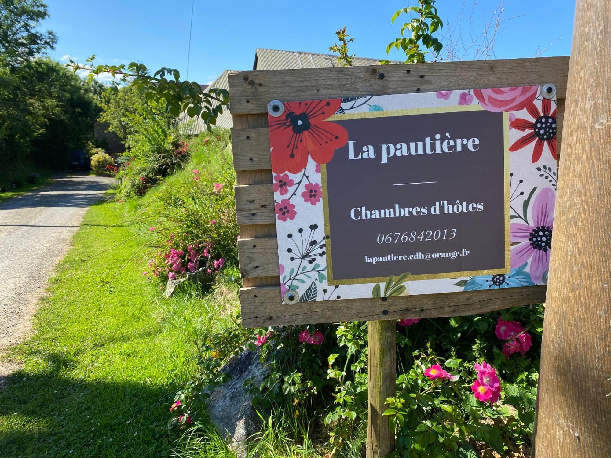 La Pautiere Bed & Breakfast Saint-Sauveur-Lendelin Exterior foto